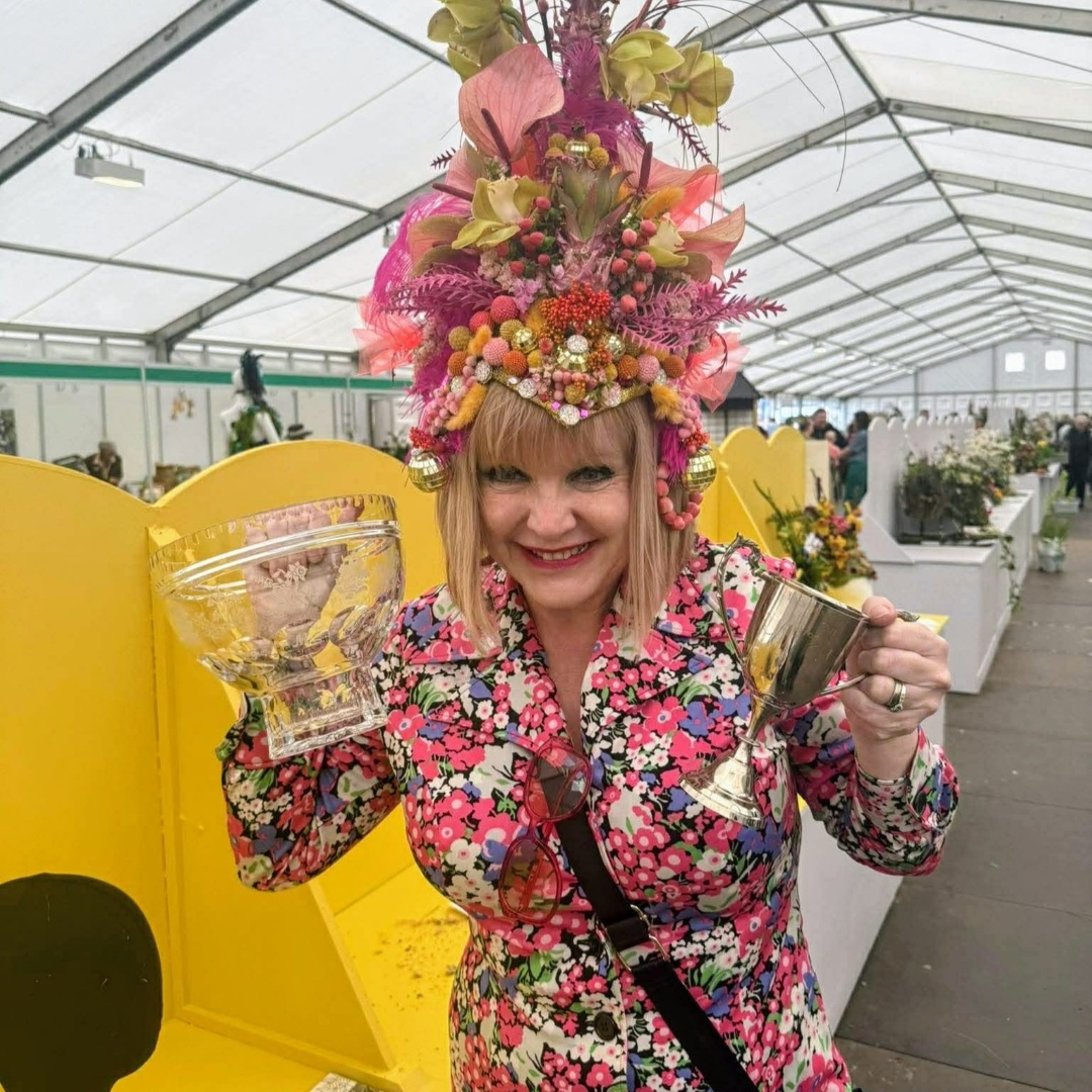 1000070833 Socials (1)