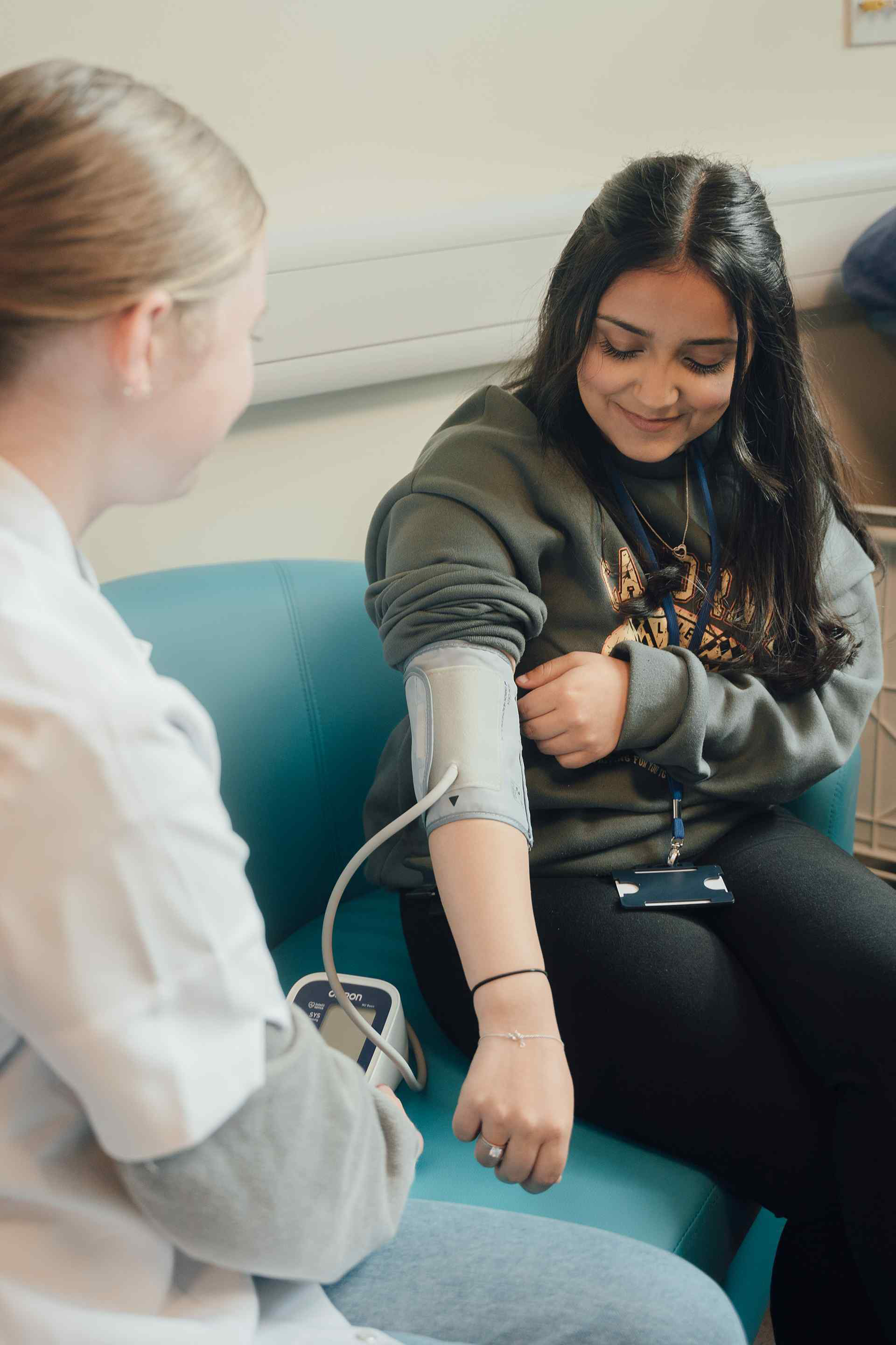 Shipley College Full Time Apprenticeship Tlevel Health Social Care Healthcare 3 Shipley College Full Time Apprenticeship Tlevel Health Social Care Healthcare 3